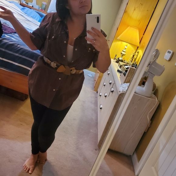 Aeropostale snap button short sleeve shirt brown - Picture 2 of 6